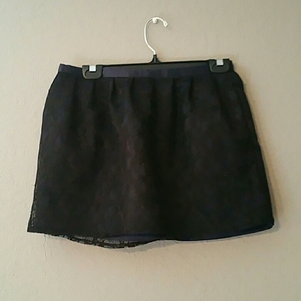 Full mini skirt